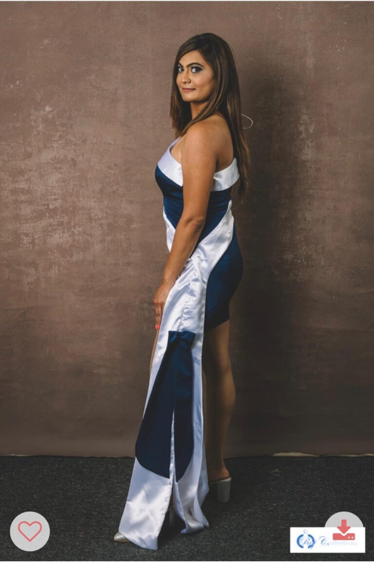 Raj Collections And Boutique Designs Model Image 10